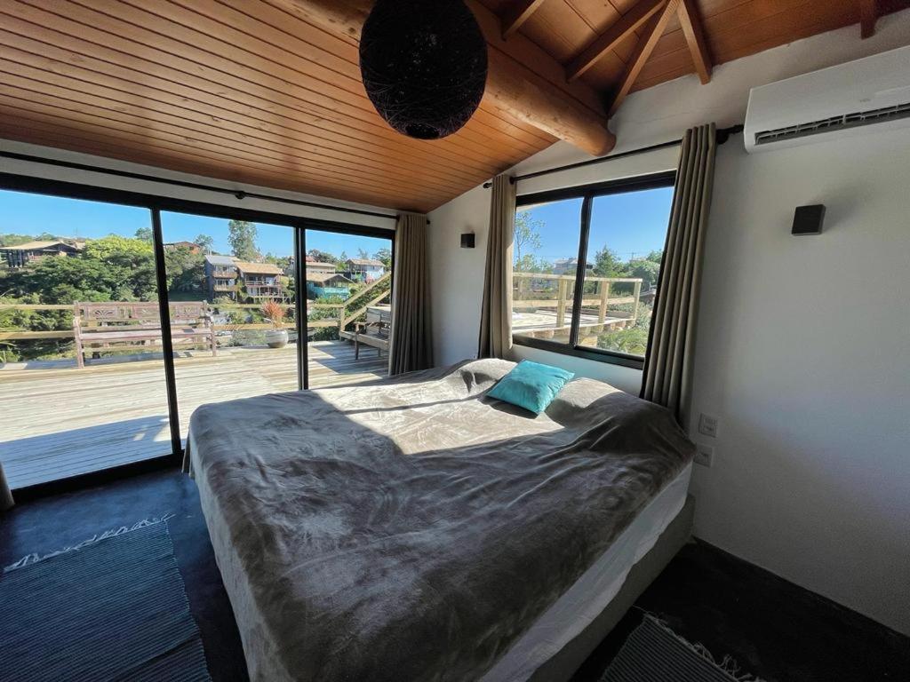 Villa Santorini Praia Do Rosa Com Piscina E Jacuzzi المظهر الخارجي الصورة